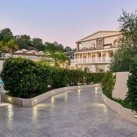 Plános Mavrikos Hotel מראה חיצוני תמונה