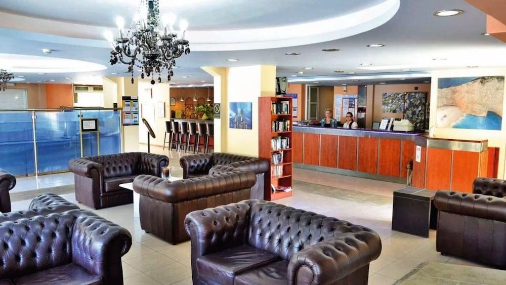 Plános Mavrikos Hotel מראה חיצוני תמונה